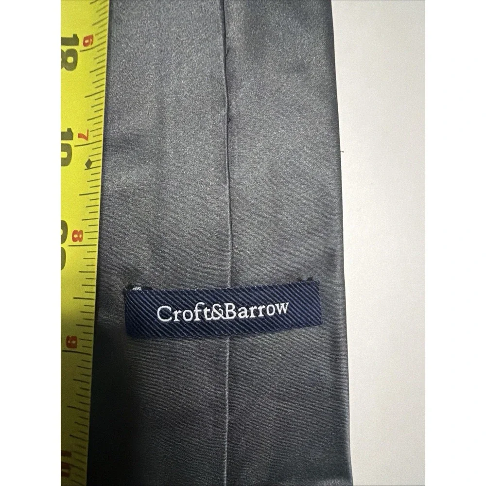 Croft & Barrow Mens Necktie Solid Charcoal Gray 100% Silk Satin Formal Dress Tie